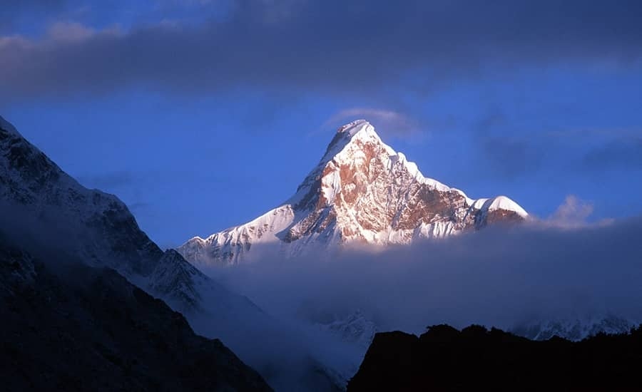 Embark on a Breathtaking Himalayan Expedition and Witness the Serene Beauty of the Pindari Glacier